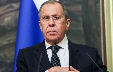 Menteri Luar Negeri Rusia Sergei Lavrov menghadiri pertemuan G20 di Bali pada November 2022. Pada Senin (23/1/2023), Kemenlu Rusia menyatakan bahwa Rusia mengusir Duta Besar Estonia paling lambat 7 Februari 2023.