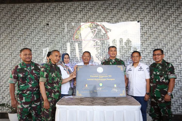 Kadis LH Jawa Barat mengklaim status sungai Citarum sudah mencapai Tercemar Ringan setelah bertahun-tahun memiliki status Tercemar Berat. Selain itu sejak tahun 2015 hingga kini, pihaknya telah mengeluarkan 300 sanski