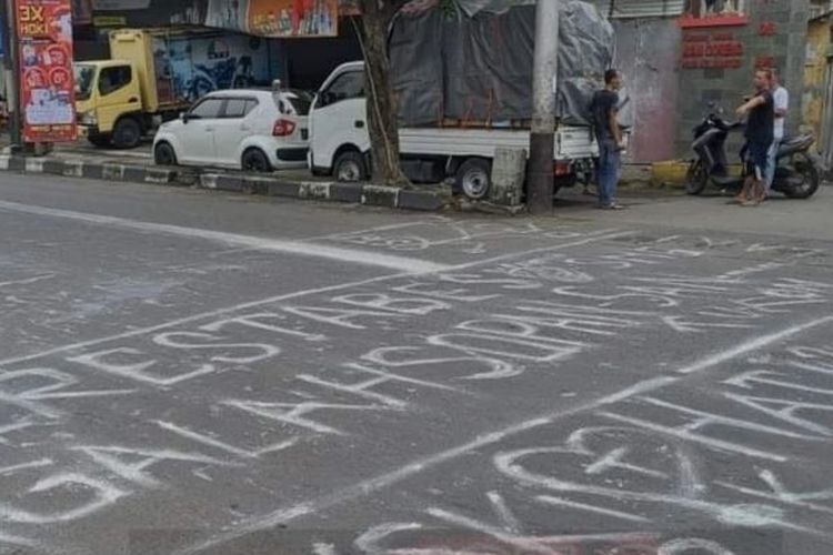 Aksi vandalisme di Jalan MT Haryono Semarang
