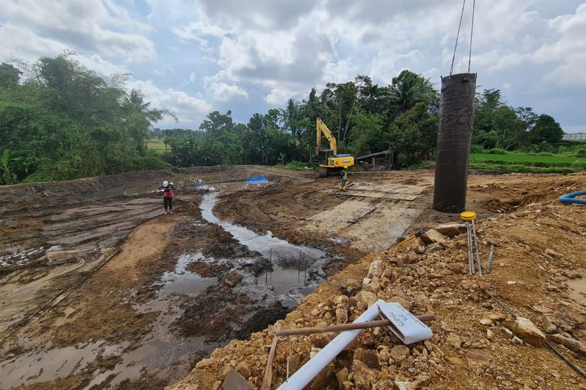 Pembangunan Tol Yogyakarta-Bawen pada Sabtu (13/08/2022).