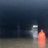 Kolong Exit Tol Meruya Banjir Hampir 1 Meter, Kendaraan Sempat Tak Bisa Melintas