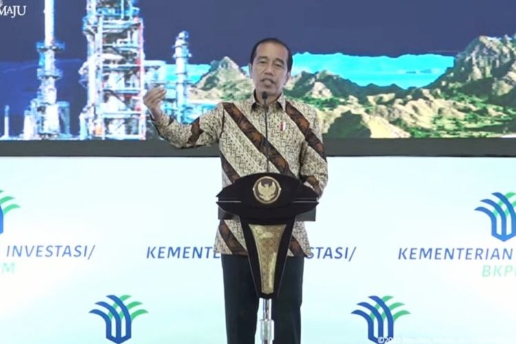 Presiden Joko Widodo saat memberikan sambutan pada acara Peresmian Pembukaan Rapat Koordinasi Nasional Investasi Tahun 2022 di The Ritz Carlton, Jakarta, Rabu (30/11/2022).