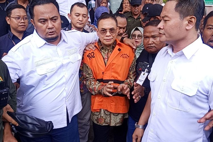 Sudewo Minta Doa Bebas Kasus Korupsi dan Jadi Bupati Lagi, Warga Pati: Harus Sadar Diri