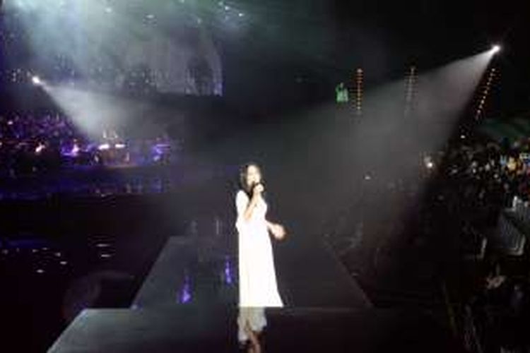 Penyanyi asal Malaysia, Sheila Majid, menggelar konser bertajuk '30th Anniversary Concert Kerinduan Sheila Majid' di Plenary Hall, Jakarta Convention Center, Senayan, Jakarta Pusat, Sabtu, (2/4/2016).