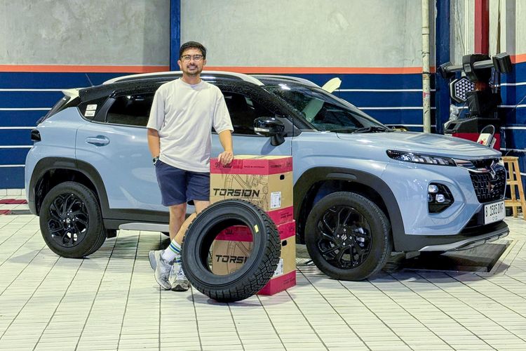 Suzuki Fronx milik Den Dimas