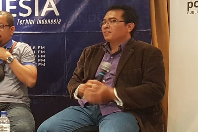 Pengajar Komunikasi Politik Universitas Gadjah Mada (UGM) Nyarwi Ahmad  dalam diskusi Dinamika Politk Jelang Penyusunan Kabinet di Kawasan Menteng, Jakarta Pusat, Sabtu, (12/10/2019).