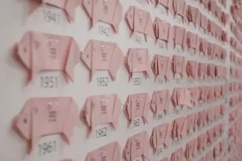 Promosikan Industri Daging Babi, Kelompok di Spanyol Buat Ribuan Origami berbentuk Babi