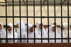 21 Perempuan Pendukung Mursi Dihukum Berat
