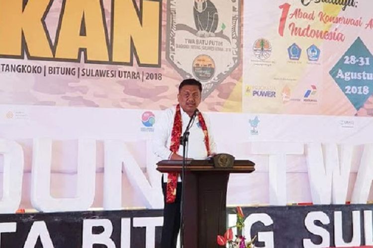 Gubernur Sulawesi Utara Olly Dondokambey dalam peringatan Hari Konservasi Alam Nasional (HKAN) di Taman Wisata Alam (TWA) Batu Putih, Kota Bitung, Kamis (30/8/2018).