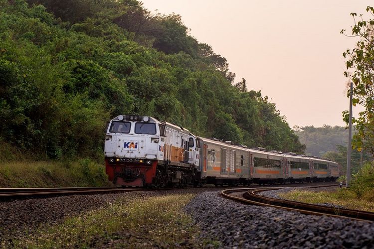 Kereta api airlangga