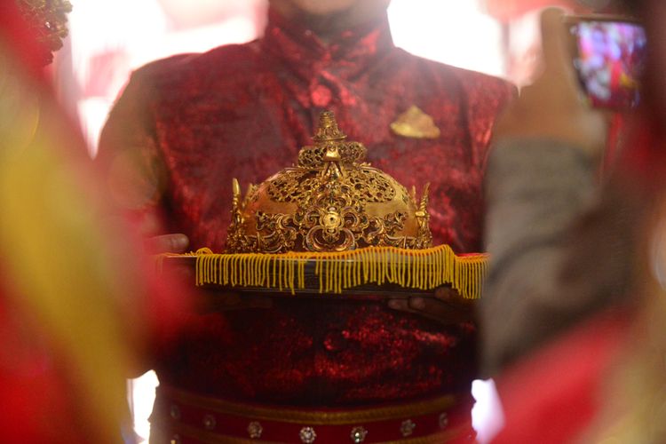 Accera Kalompoang, tradisi mencuci benda pusaka Kerajaan Gowa saat Idul Adha