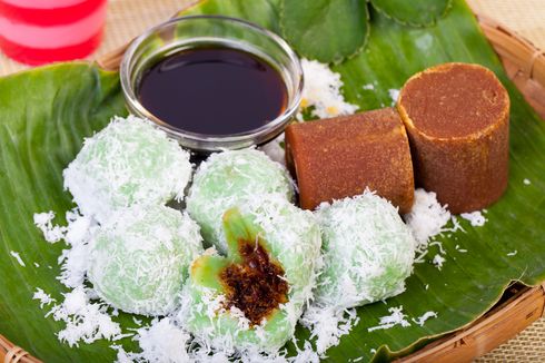 5 Cara Bikin Klepon agar Tidak Keras, Uleni dengan Benar