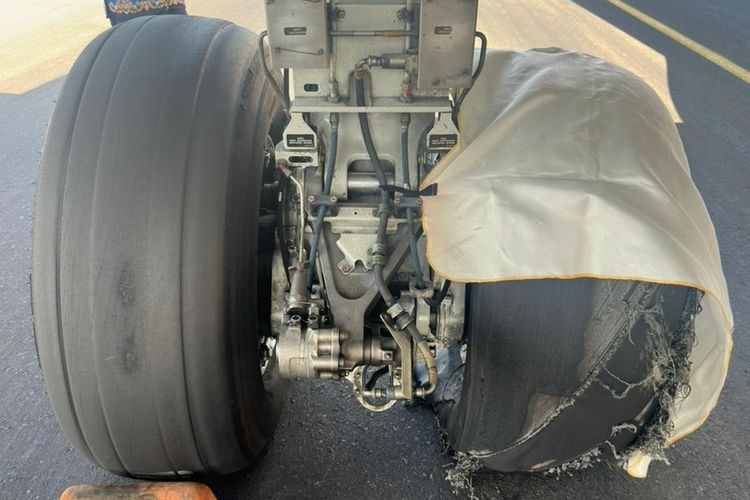 Pesawat Garuda Rute Jakarta-Makassar Alami Pecah Ban, 156 Penumpang dan Awak Selamat 