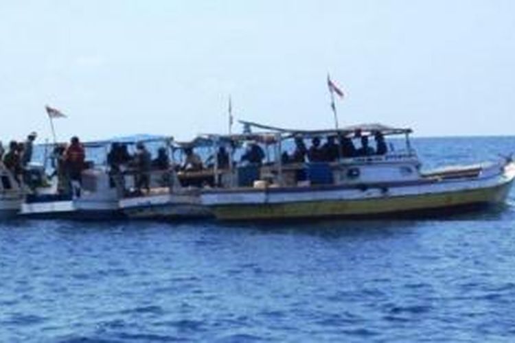 Empat perahu nelayan Indonesia ditangkap di perairan Australia, Kamis (17/10/2013).