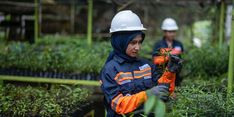 Direktur Utama Antam Raih Indonesia Top Green Leaders Award 2024