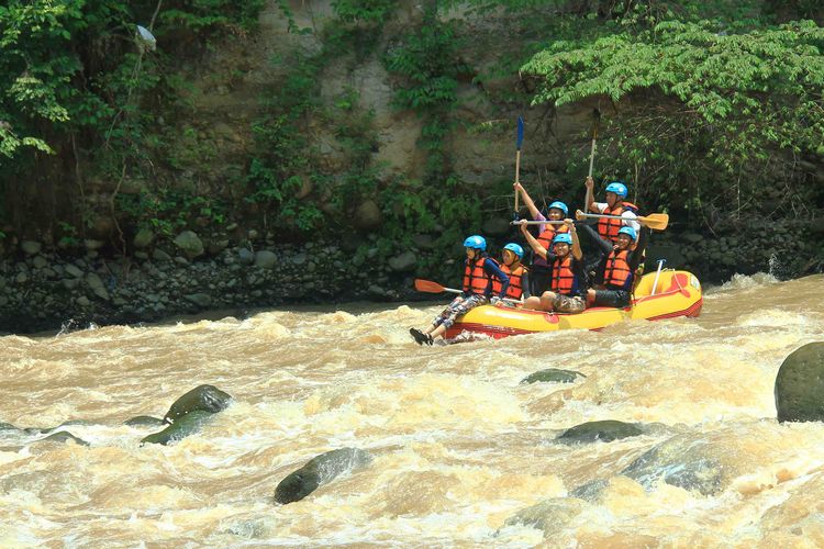 Rafting Sungai Elo, Magelang, Jawa Tengah