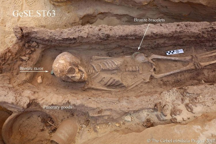 Makam anak kuno di daerah tambang Mesir