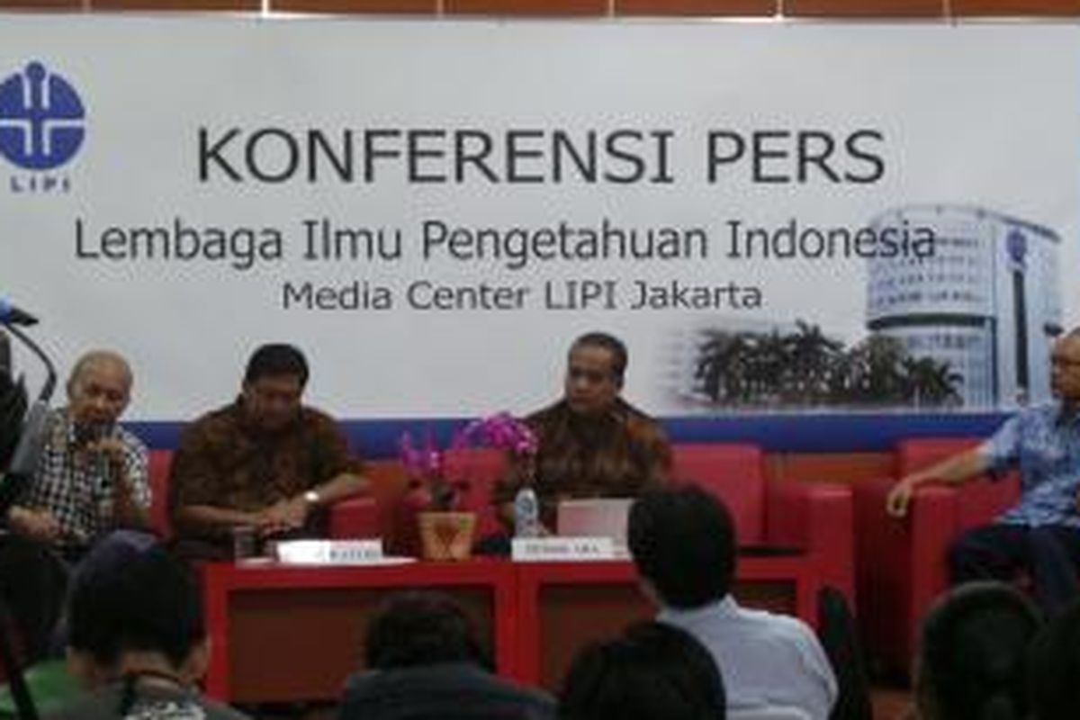 Konferensi pers LIPI terkait solusi mengatasi banjir Jakarta. Kamis (23/1/2014).