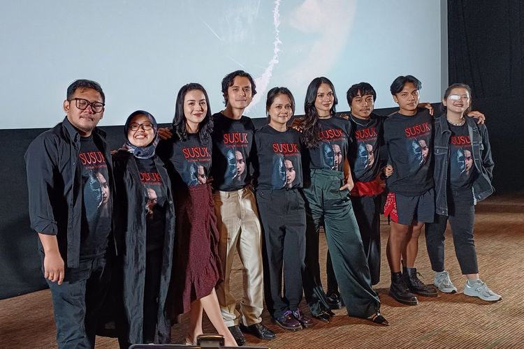 Para pemain film Susuk: Kutukan Kecantikan saat perilisan trailer, di kawasan Kuningan, Jakarta Selatan, Jumat (28/7/2023).