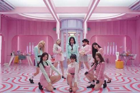 Album Terbaru TWICE Raih Peringkat Ketiga di Billboard 200