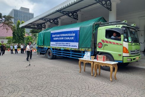 Pemprov DKI Kirim 30 Ton Beras dan 1.500 Kardus Mi Instan ke Korban Gempa Cianjur