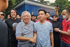 Gibran “Salam Komando” Saat Bertemu Panda Nababan di Bogor