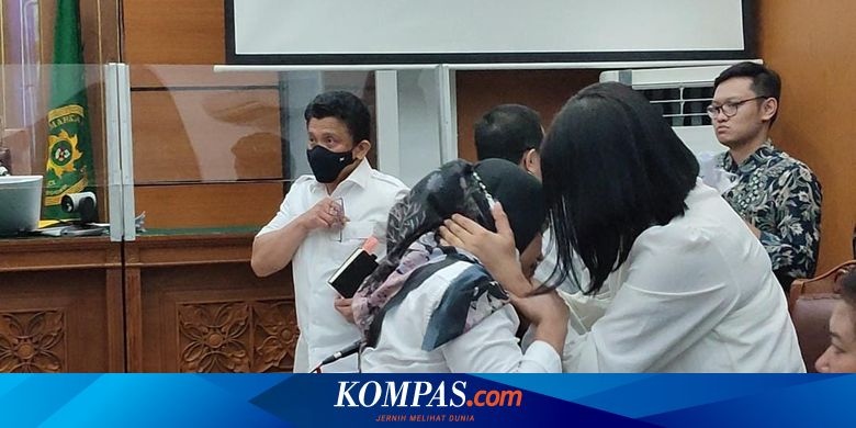 Sidang Diskors, Susi Kembali Peluk Cium Putri Candrawarhi dan Ferdy Sambo