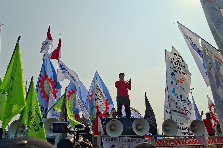 Besok, Buruh Demo Kawal Pengesahan RUU Ketenagakerjaan di Gedung DPR RI