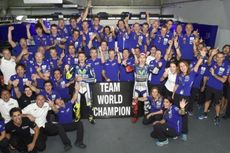 Tak Terkejar, Tim Movistar Yamaha Pastikan Juara Dunia MotoGP 2015