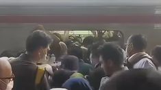Gangguan KRL di Serpong Selasa Pagi, Rangkaian Kereta Langsung Ditarik dari Perjalanan