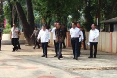 Didampingi Anies Baswedan, Jokowi Tinjau Fasilitas Difabel di GBK