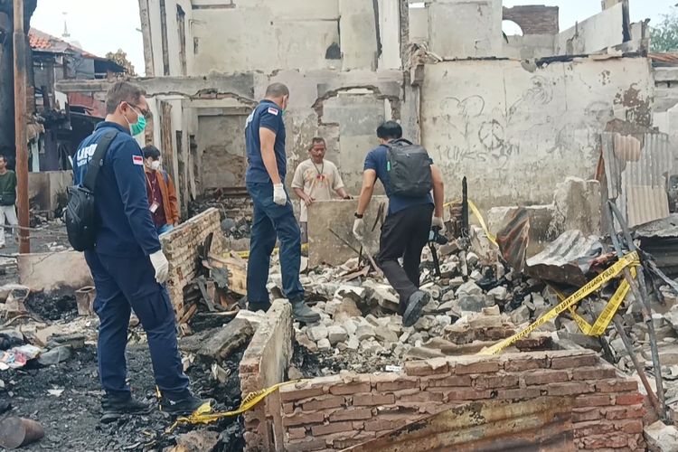 Polisi Olah TKP Kebakaran Kemayoran, 2 Saksi Mata Ditanya Soal Sumber Api