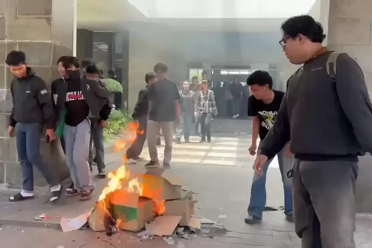 UINSA Surabaya Buka Suara soal Demo Mahasiswa: Kami Tidak Tahu Ada Pelantikan Rektor