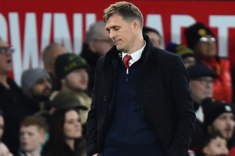 Reaksi pelatih interim Manchester United, Darren Fletcher, usai Setan Merah kalah pada laga putaran ketiga Piala FA antara Manchester United dan Brighton and Hove Albion di Stadion Old Trafford di Manchester, barat laut Inggris, pada 11 Januari 2026. Brighton memenangkan pertandingan dengan skor 2-1.