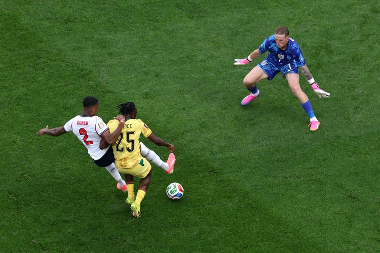 LIVE Perancis Vs Inggris 0-2: Sundulan Ezri Konsa Gandakan Keunggulan The Three Lions