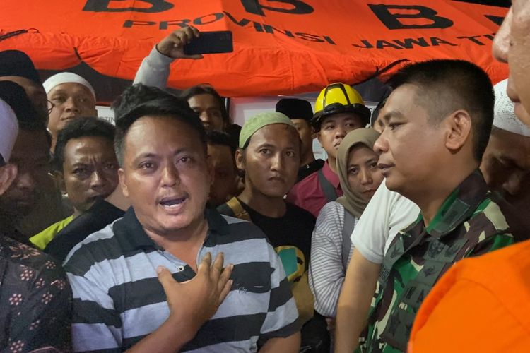 Cerita Dokter Saat Amputasi Korban Tragedi Ponpes Al Khoziny di Lokasi