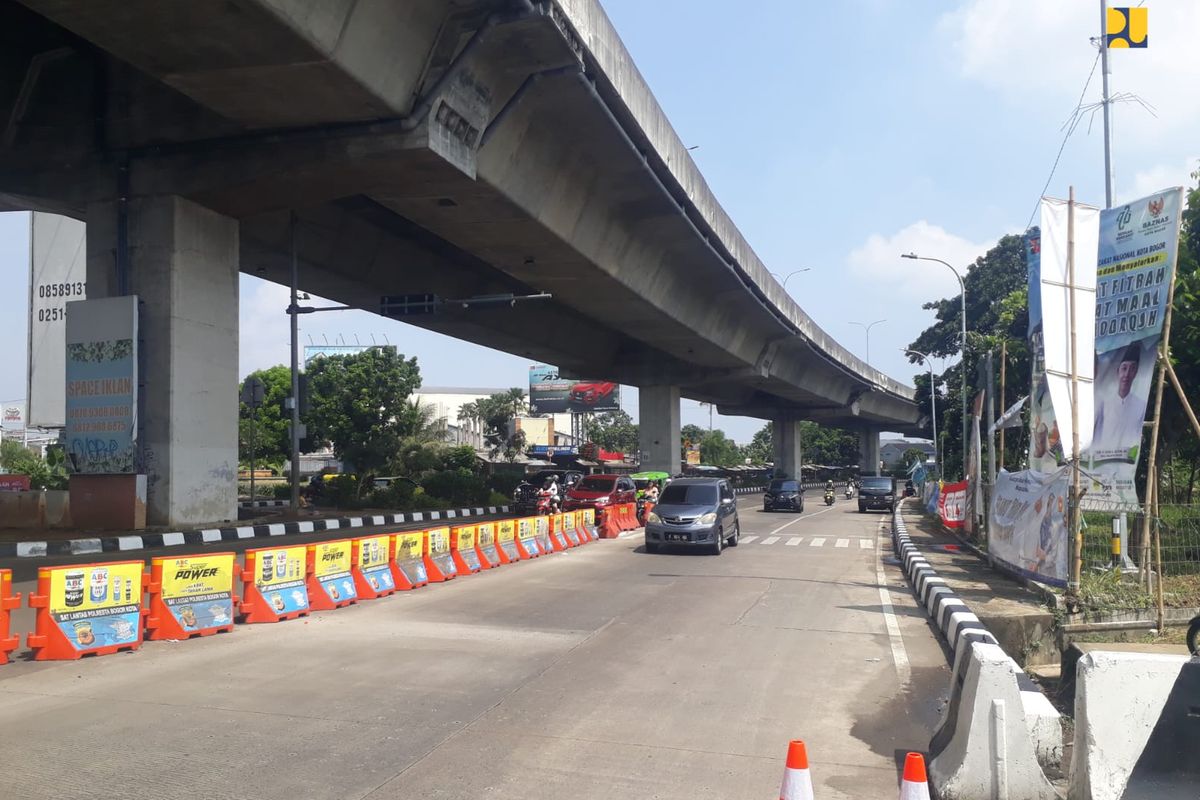Kondisi salah satu ruas jalan nasional di Pulau Jawa pada Minggu (23/4/2023)