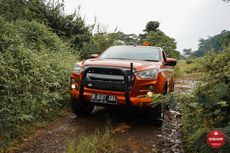 [VIDEO] Melibas Rintangan Offroad Dengan Isuzu D-Max