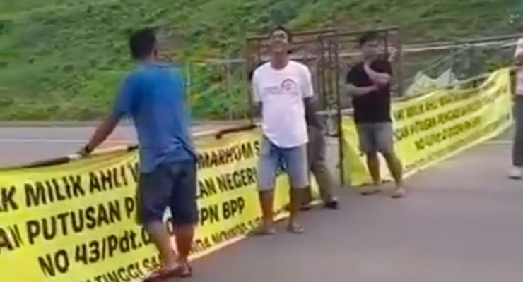 Sempat Diblokir Warga, Jalan Tol IKN Kembali Dibuka untuk Umum