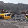 Banjir Lahar Menerjang Lereng Semeru, 2 Alat Berat Tertimbun 
