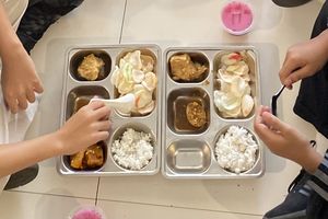 BGN Wajibkan Ompreng MBG Cantumkan Batas Waktu Konsumsi Mulai Pekan Depan