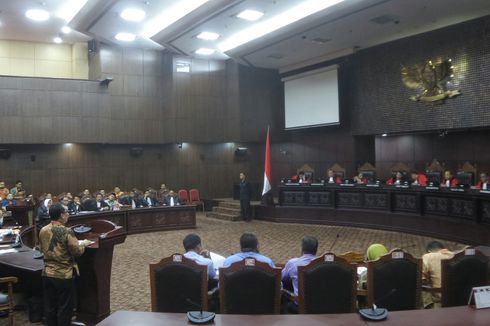 Di Persidangan, Ketua MK Tegur Kuasa Hukum Pemohon Uji Materi Perppu Ormas