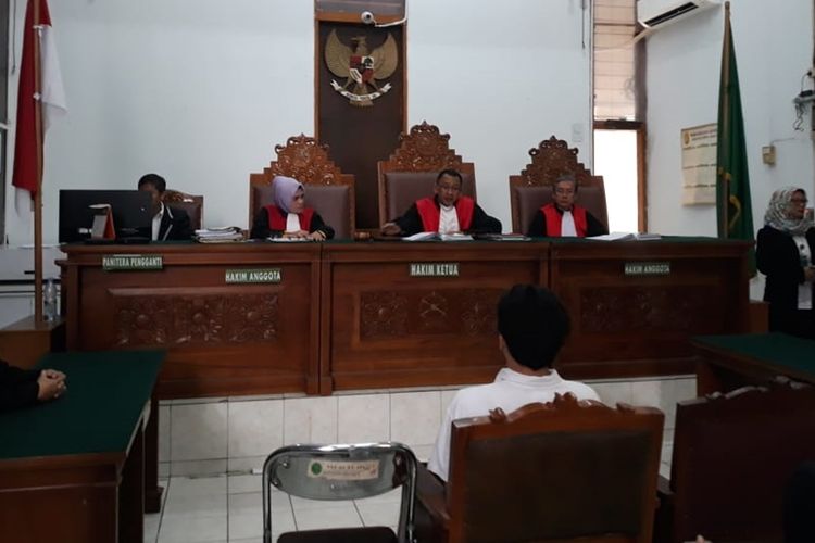 Sidang perkara penggunaan narkoba dengan terdakwa Jefri Nichol di Pengadilan Negeri Jakarta Selatan, Rabu (18/9/2019)