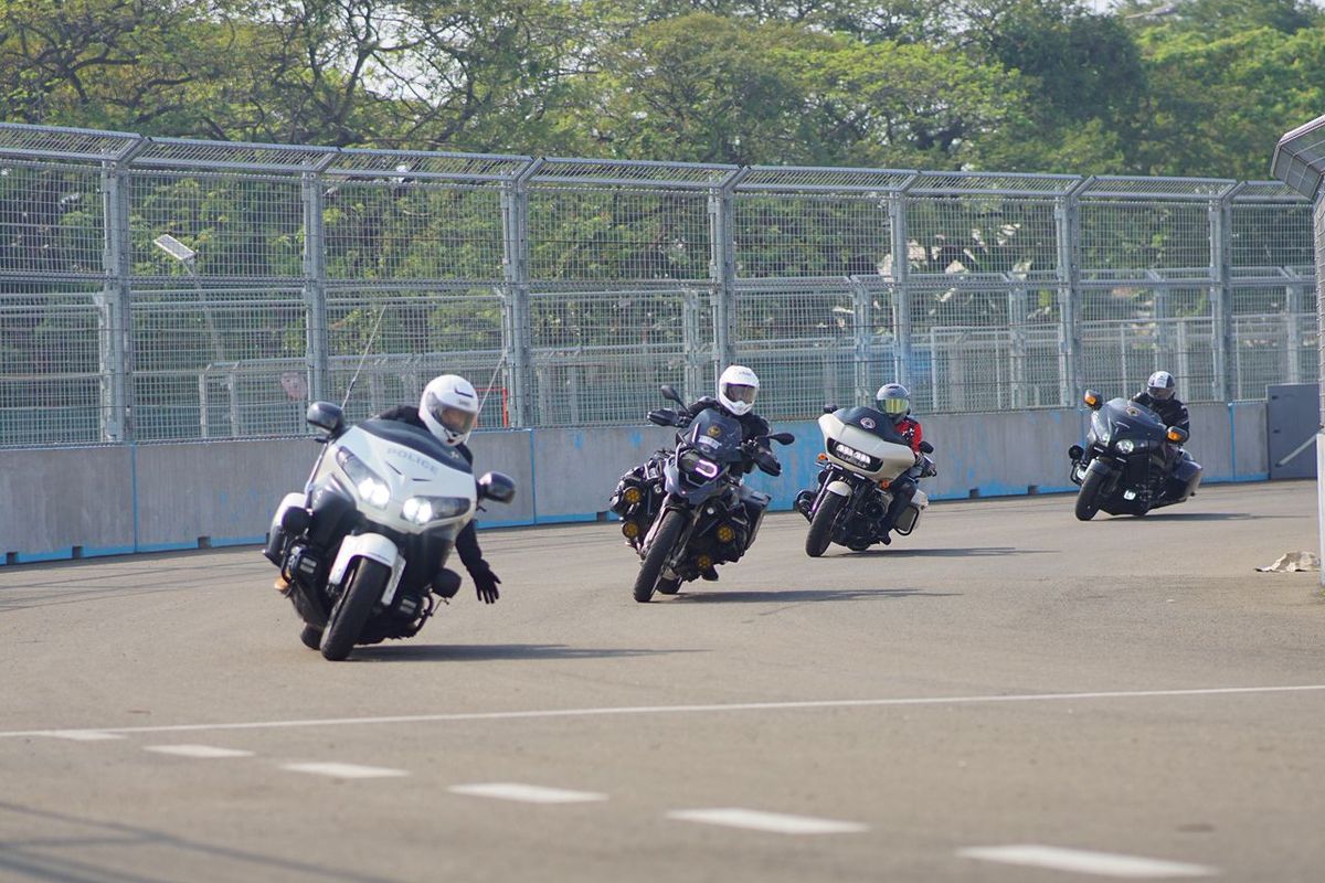 Polisi Militer Kodam Jayakarta (Pomdam Jaya/Jayakarta) mengadakan pelatihan motoris dan safety riding bersama Motor Besar Indonesia (MBI) DKI Jakarta pada 8?12 Juli 2025 di Jakarta.