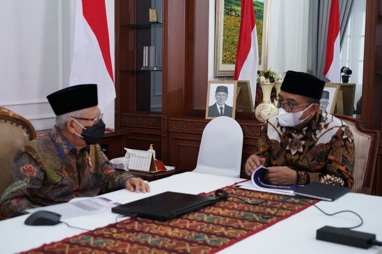 Wakil Presiden Ma'ruf Amin melaporkan SPT Pajak Tahun 2022 melalui e-filling di Jakarta, Senin (7/3/2022).