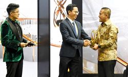 BNPT Raih Penghargaan Kategori Kolaborasi dan Kemitraan di Kementerian dan Lembaga Negara Awards 2024