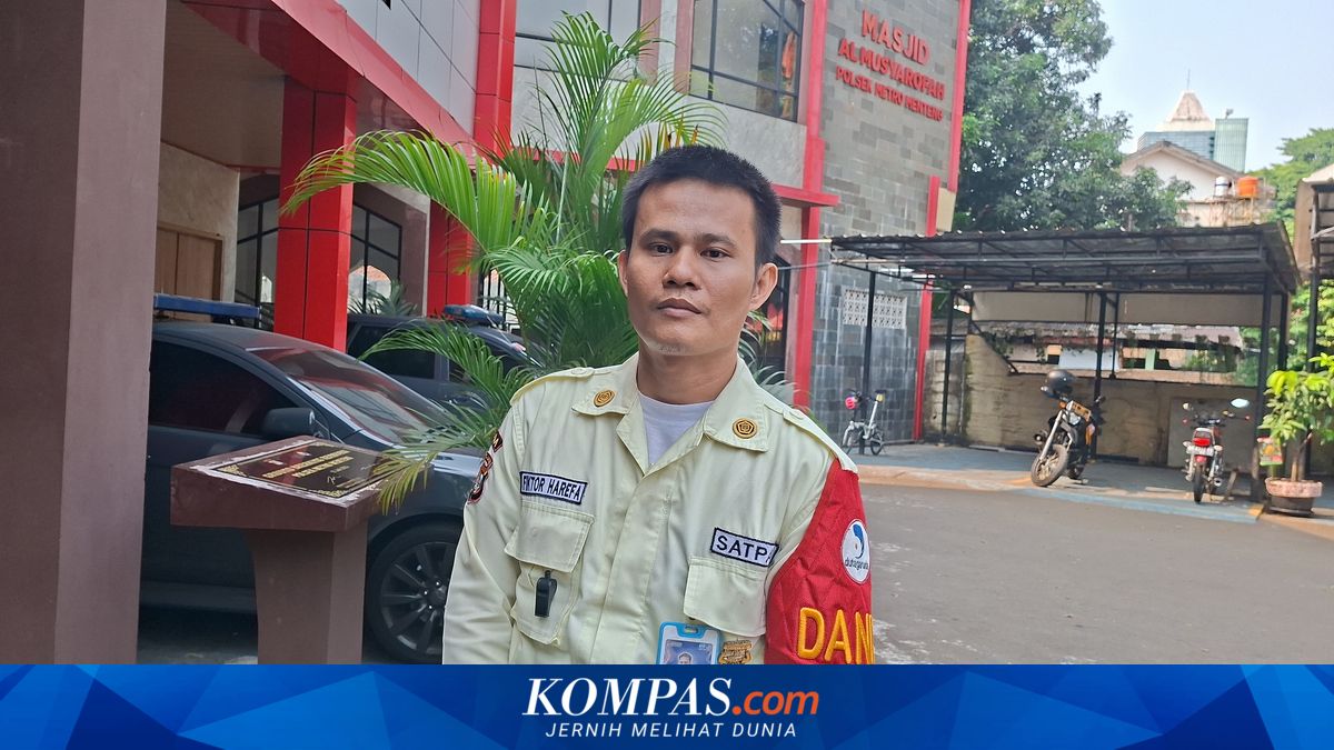 Controversy at Bundaran HI: Alphard Incident and Security Guard Drama - News Directory 3