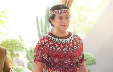 Baju Adat Dayak Iban Puan Maharani Dibuat Selama 3,5 Bulan