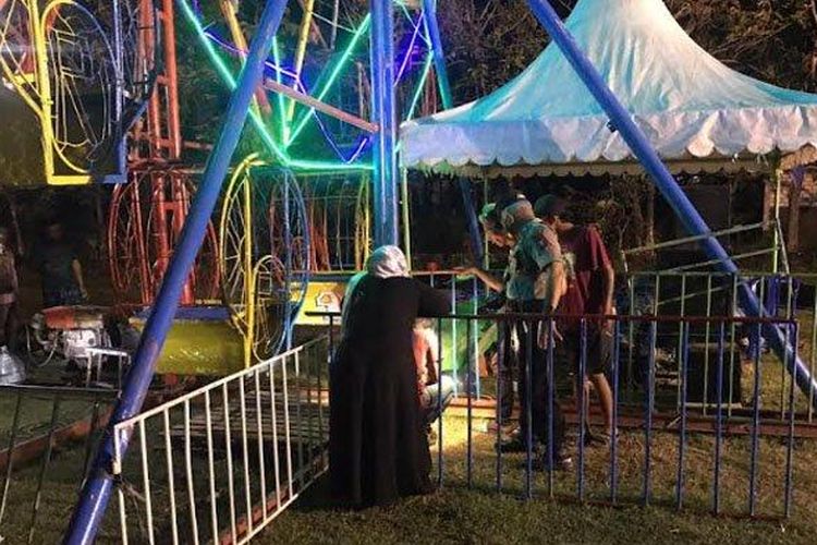 Bianglala tempat si bocah terbakar di Tuban.