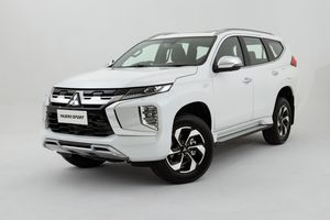 New Pajero Sport Hadir dengan Desain Lebih Dinamis dan Performa Agresif